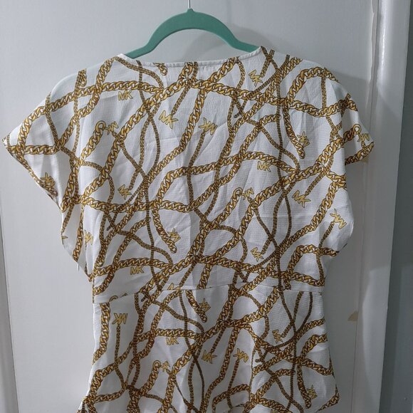 Michael Kors Women's Short Sleeve Logo Chain Ring Top - Picture 7 of 7